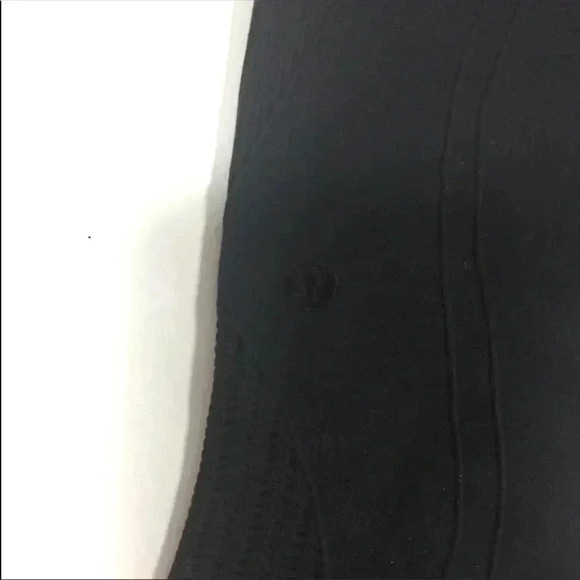 Lululemon High Rise Seamless Cropped Leggings - Picture 4 of 7